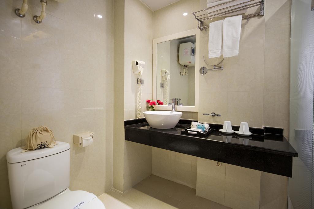 Hanoi Charm Hotel & Spa Exterior foto